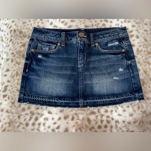 Y2K mini denim skirt